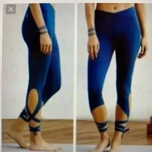 New Free People FP Movement Movement Turnout XS Blue Lace Up  Botton Legging